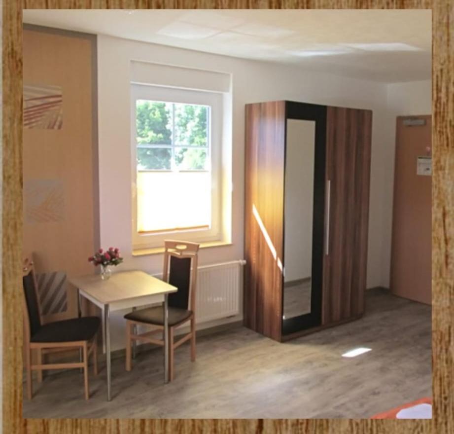 Hotel Zum Eichsfelder Fleischer Heyerode Esterno foto